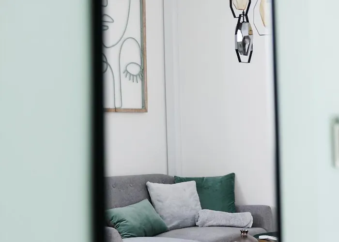 Stylish Suite, Balcony, Augarten & Center דירה וינה
