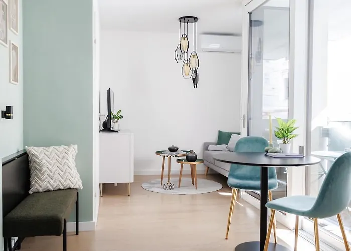דירה Stylish Suite, Balcony, Augarten & Center